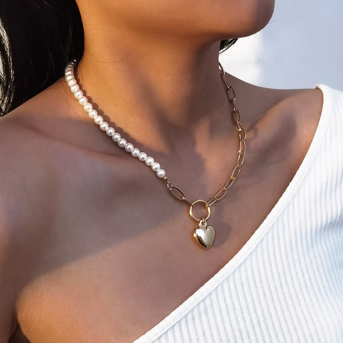 2023 Trend Elegant Jewelry Wedding Big Pearl Necklace for Women Fashion Imitation Pearl Green Rose Color Stone Choker Necklace
